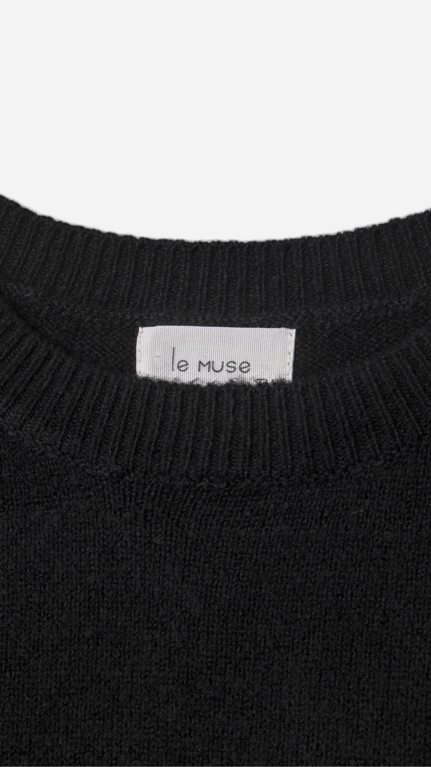 BASIC KNITTED T-SHIRT