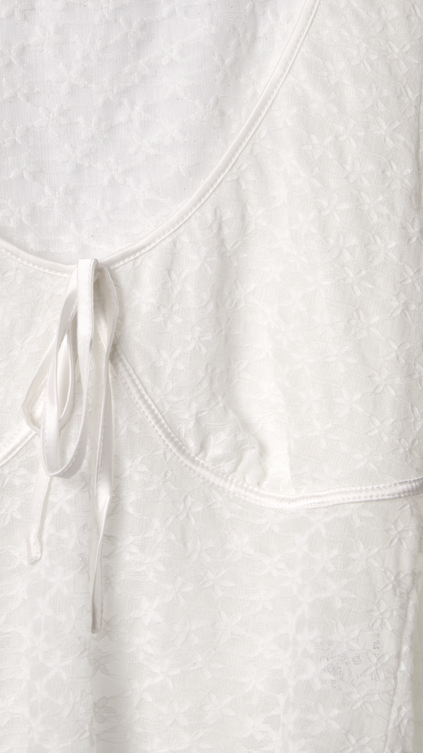 LACE T-SHIRT WITH BOW NECKLINE