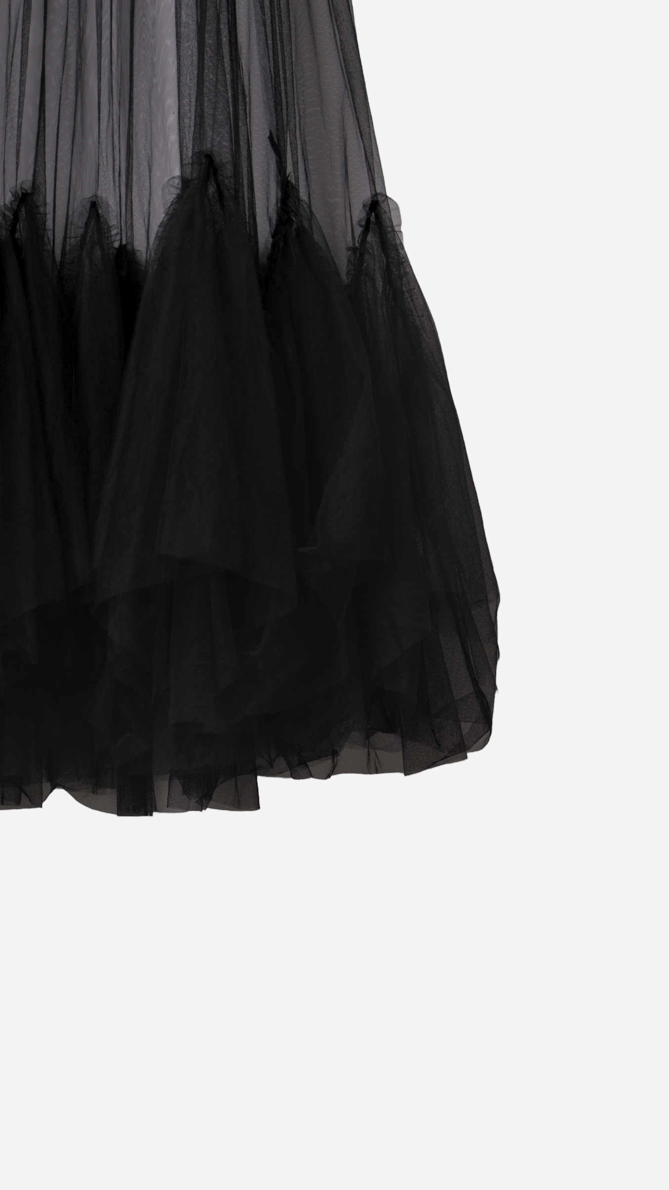 LONG LACE DRESS WITH RUFFLES