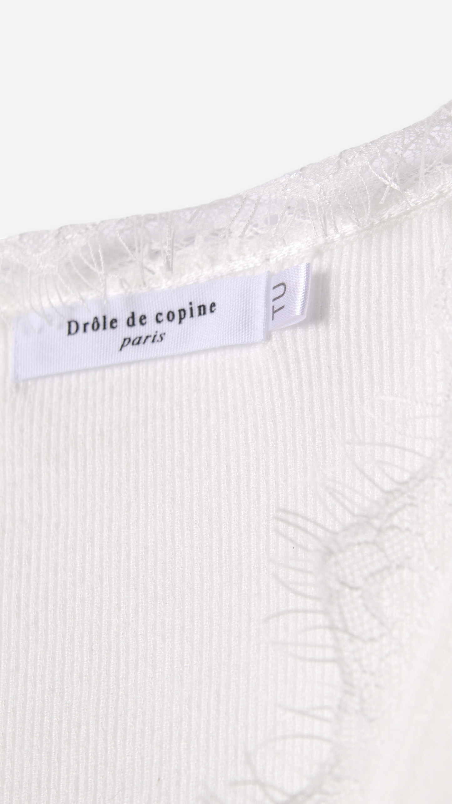 CROSSED T-SHIRT WITH LACE DETAIL