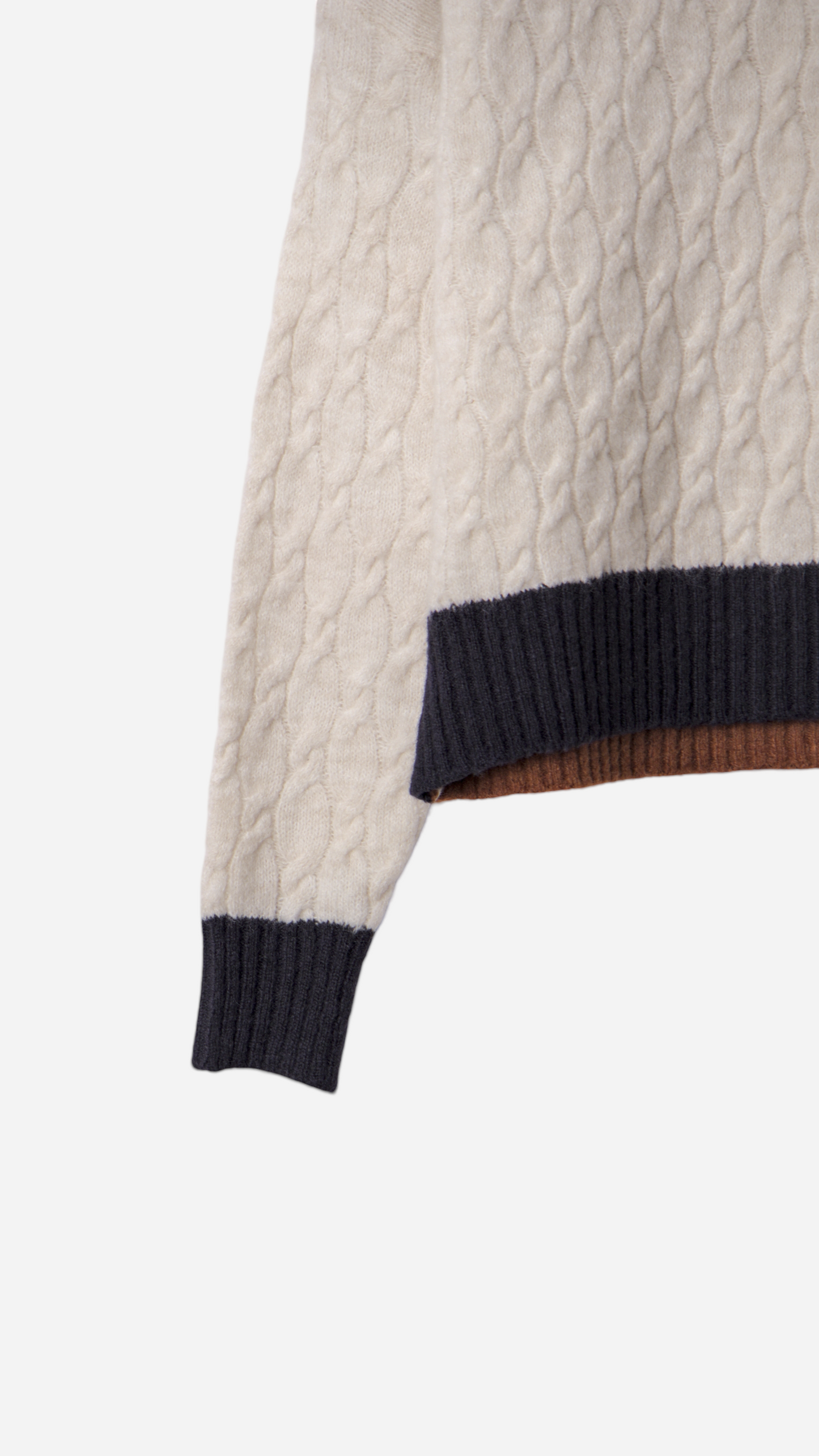 MULTICOLOR BRAIDS RELIEF KNITTED JERSEY