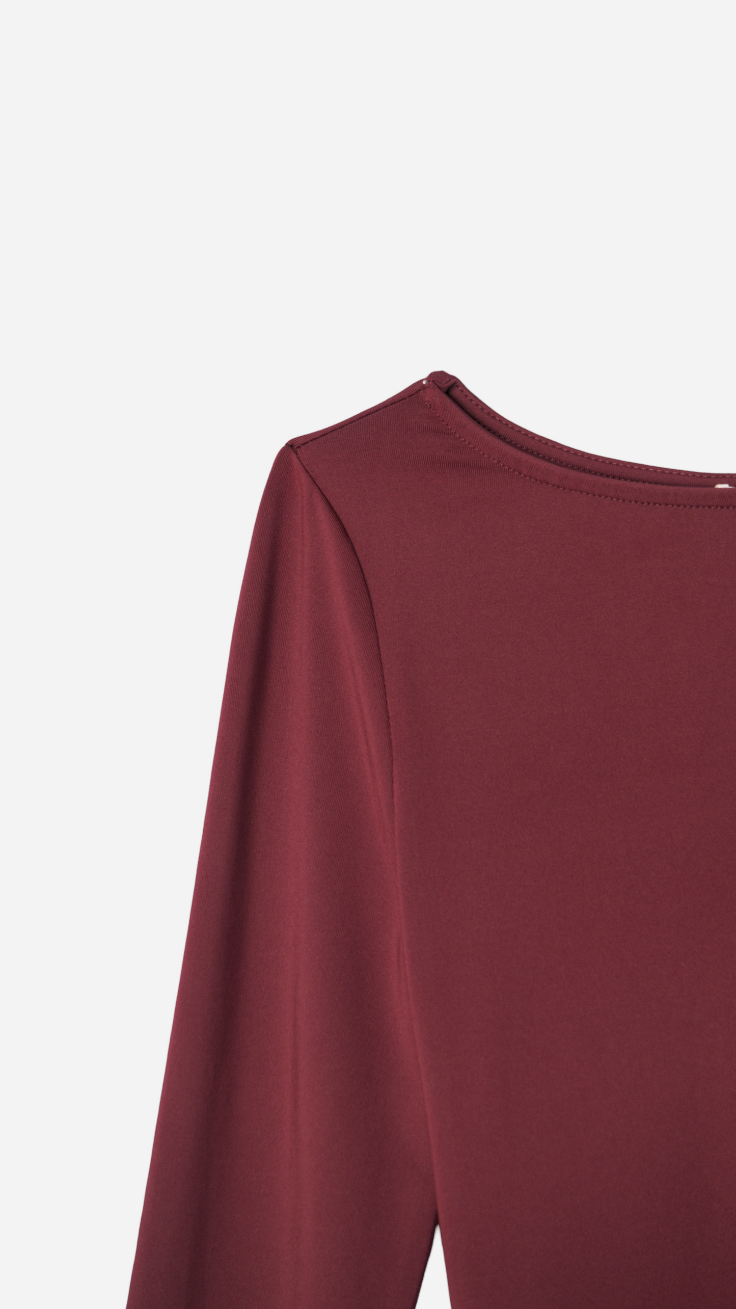 PLAIN T-SHIRT WITH RUFFLE DETAIL