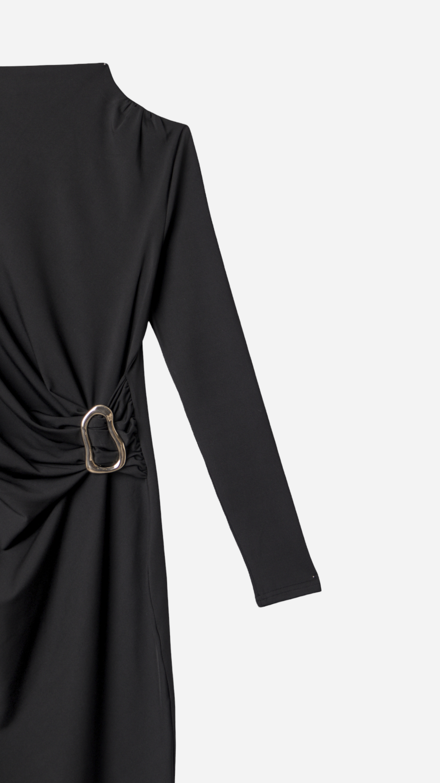 PLAIN BUCKLE DRESS
