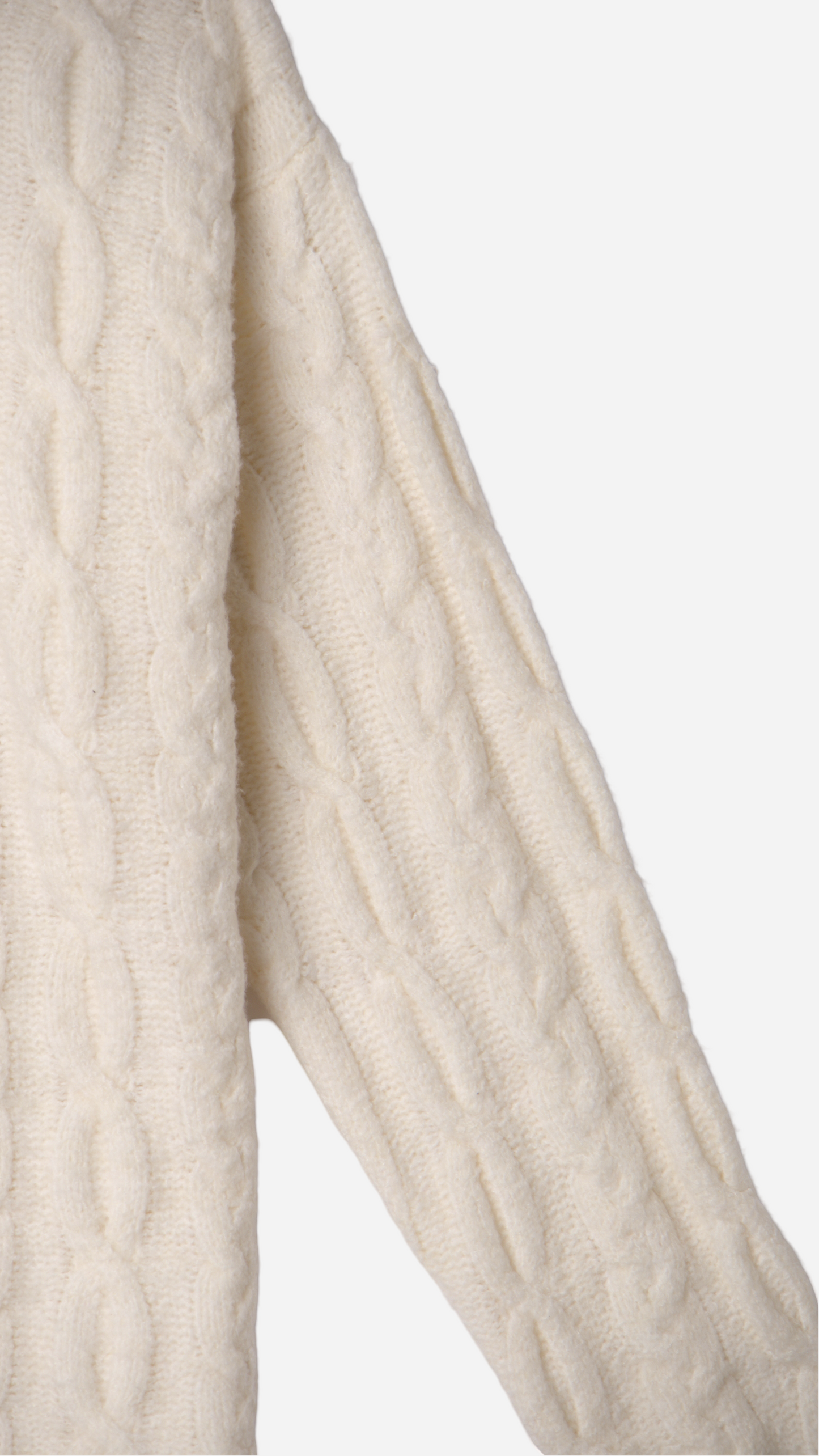 SOFT KNITTED JERSEY WITH BRAIDS