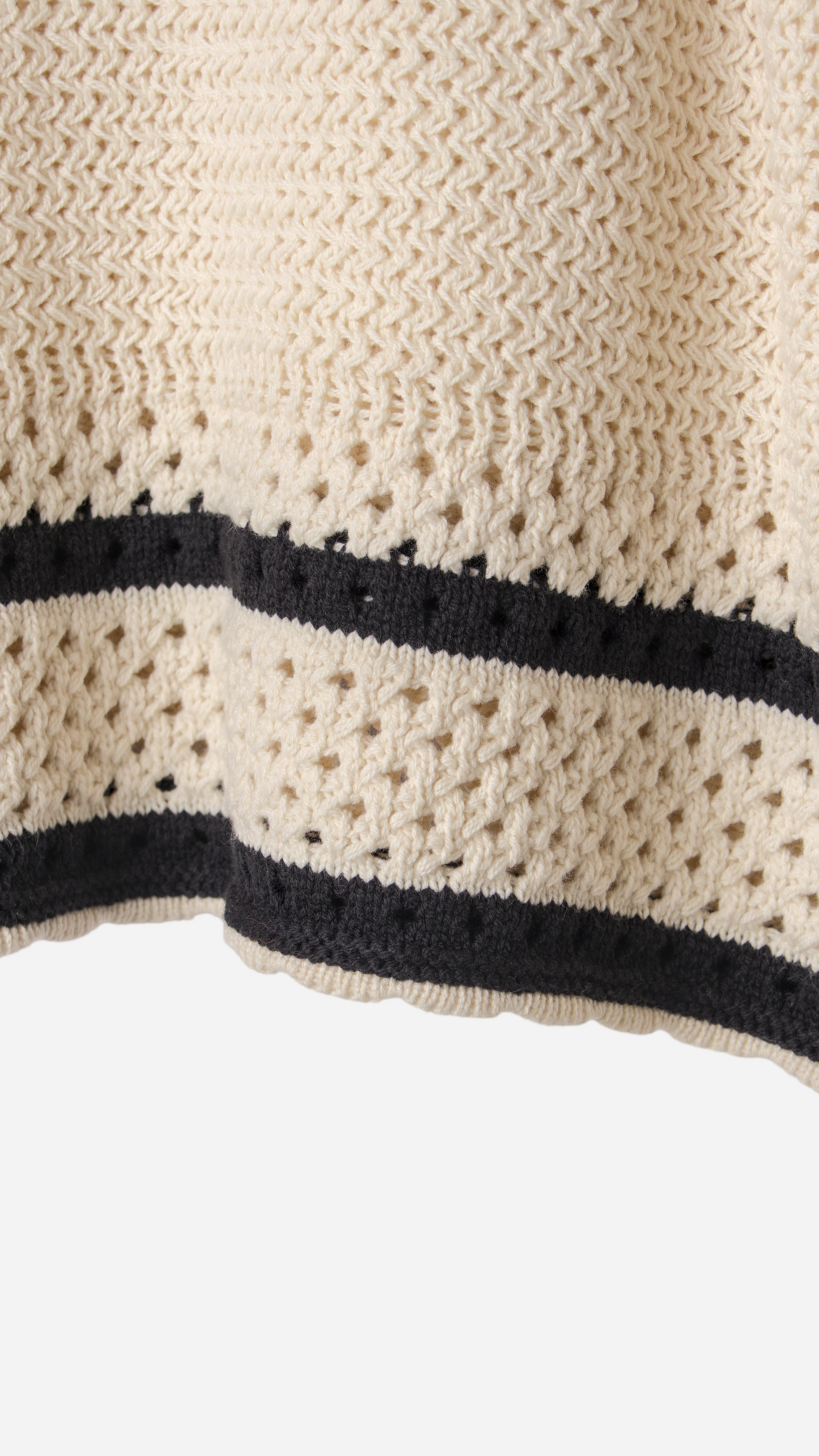 COMBINED KNITTED JERSEY WITH RUFFLED SHOULDERS
