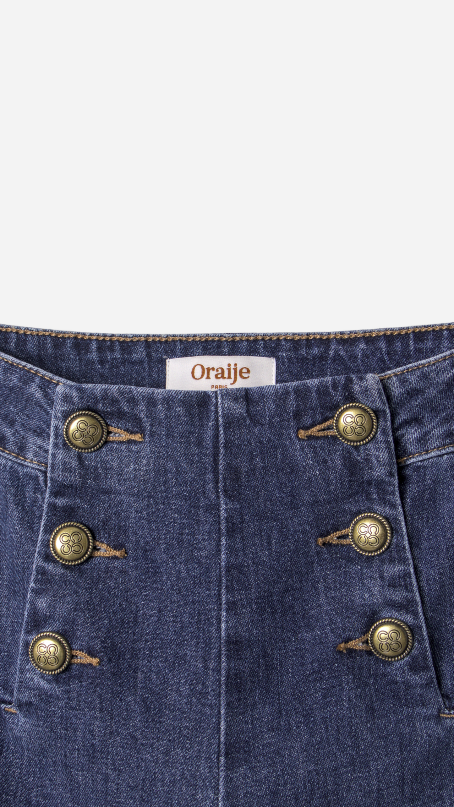 HIGH WAIST WIDE LEG BUTTONED JEANS
