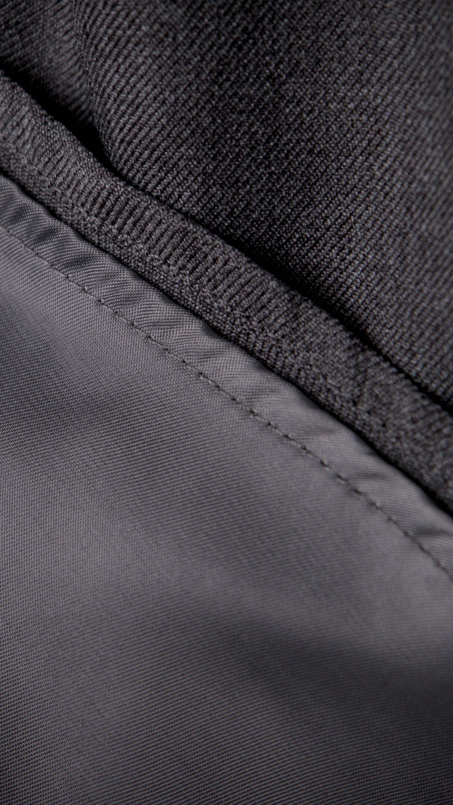 PLAIN PLEATED MIDI SKIRT 