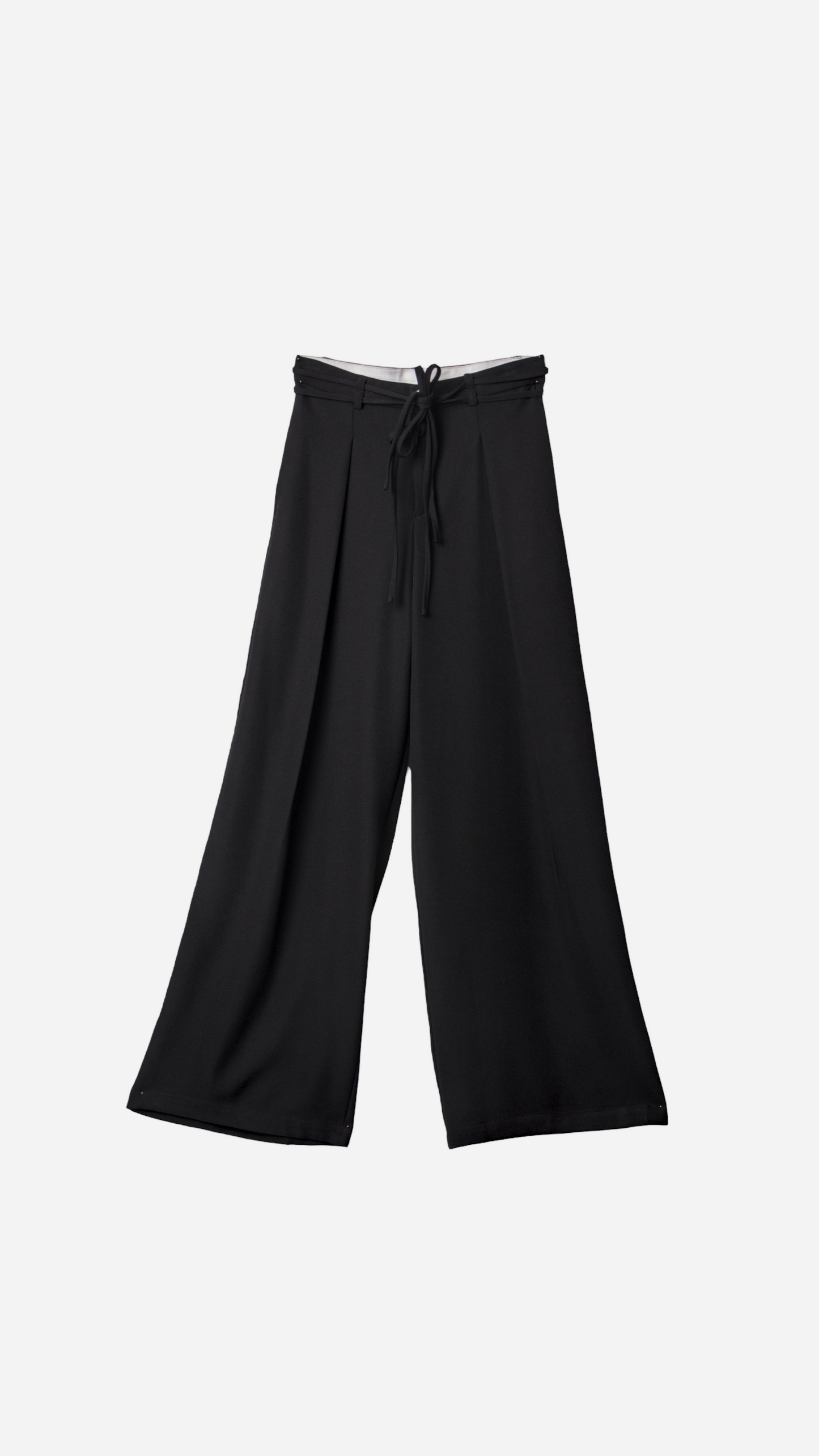 RELAXED FIT PLEATED PANTS WITH STRINGS