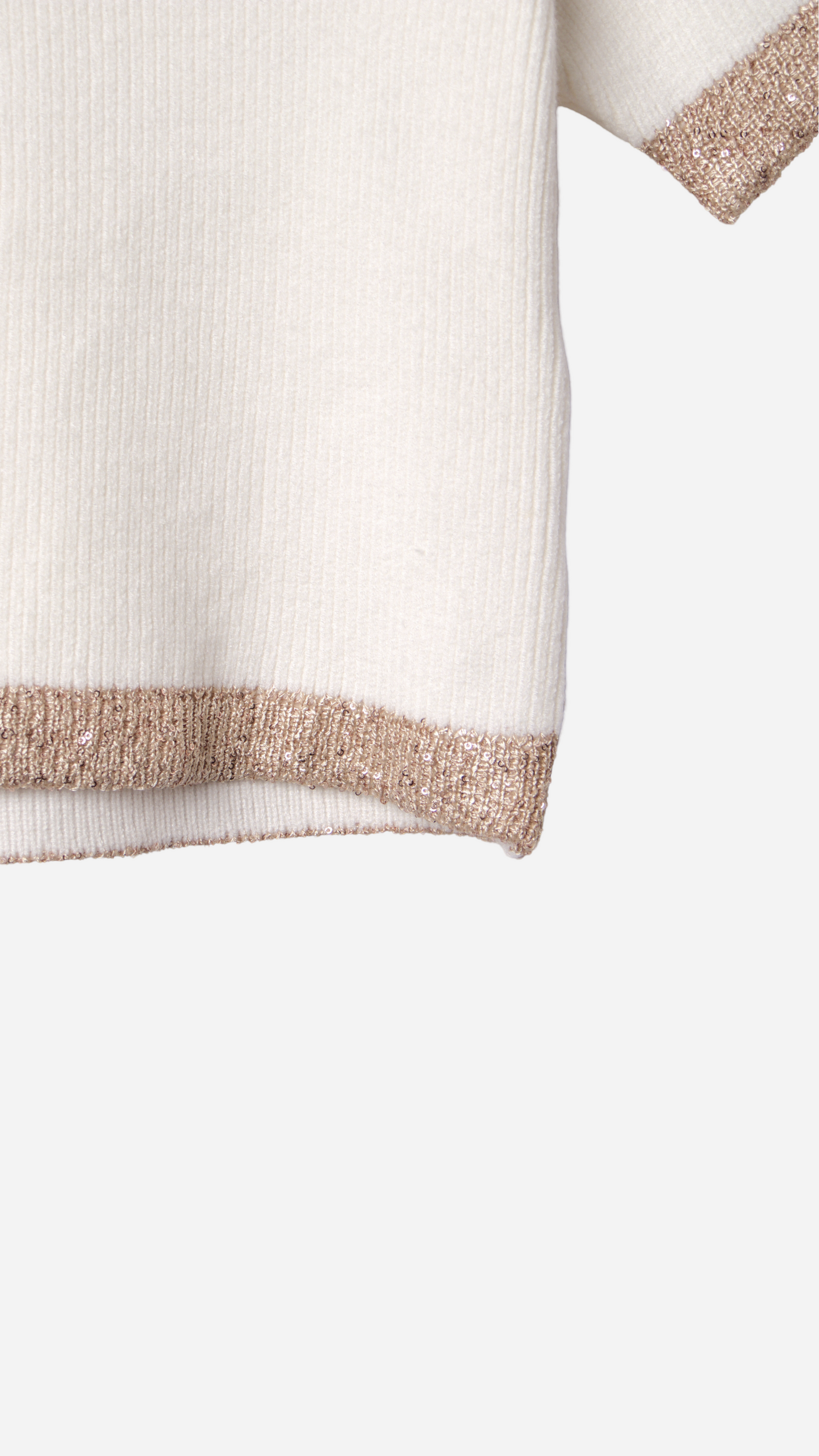 KNITTED TOP WITH GOLDEN EFFECT DETAIL