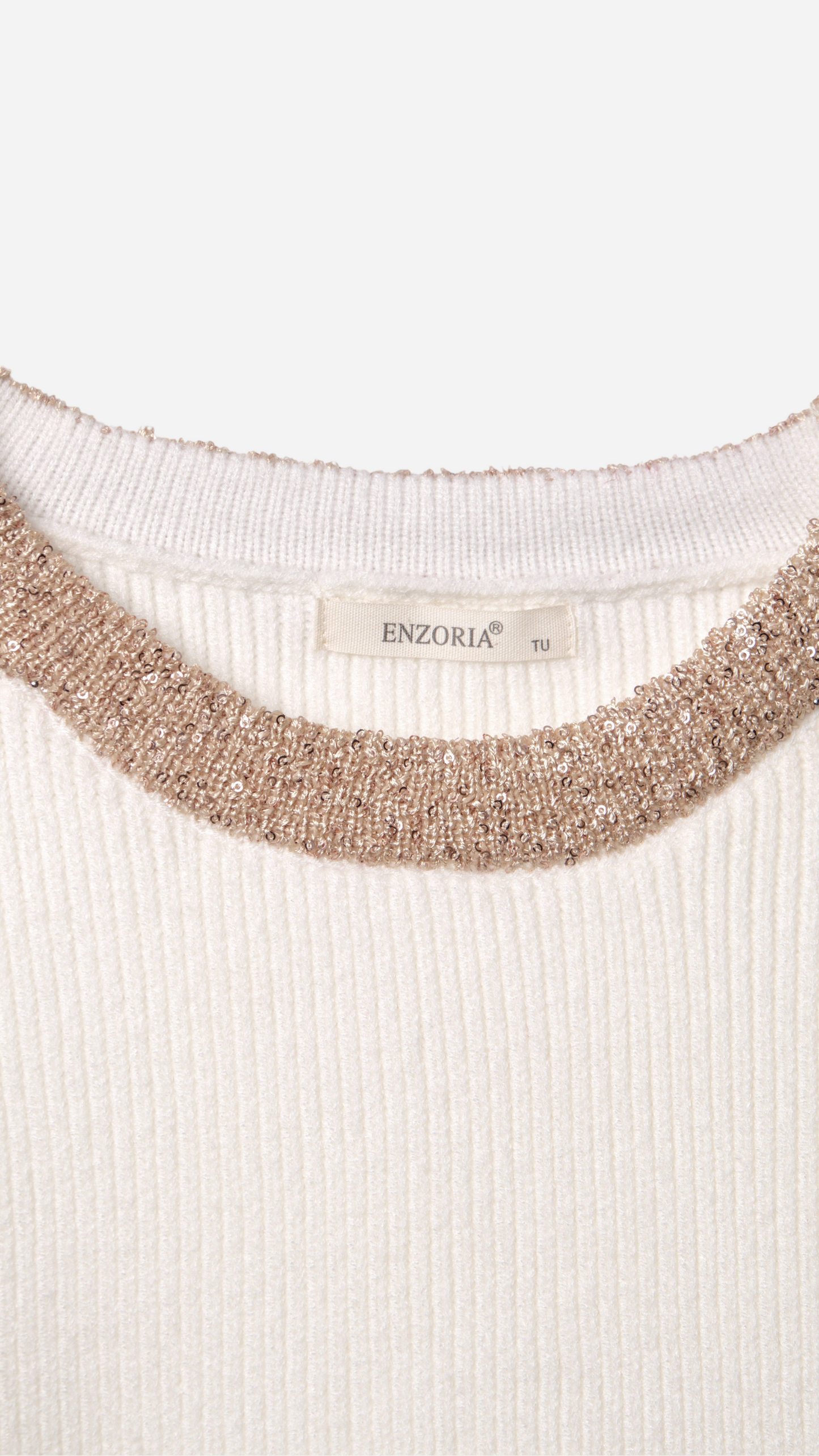 KNITTED TOP WITH GOLDEN EFFECT DETAIL