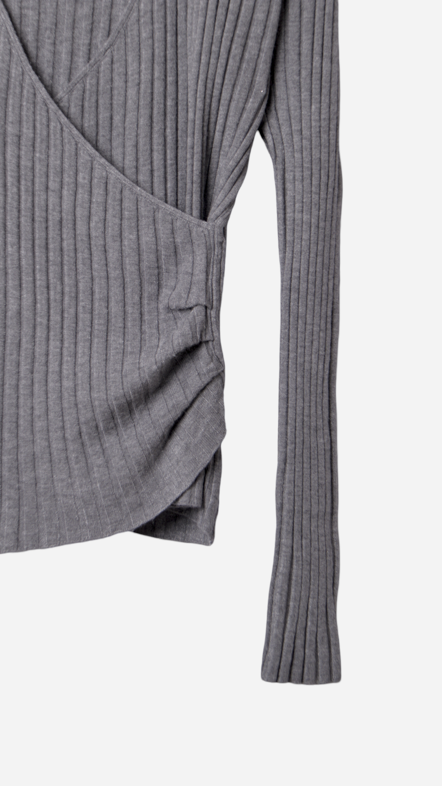 V-NECK CROSSED KNITTED T-SHIRT