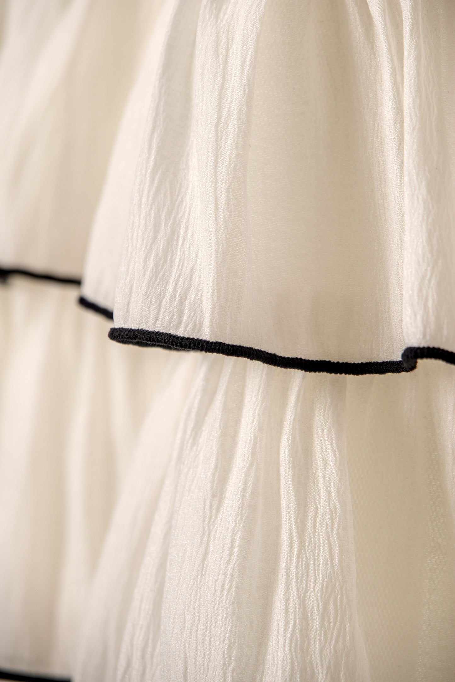 RUFFLED TULLE MIDI SKIRT