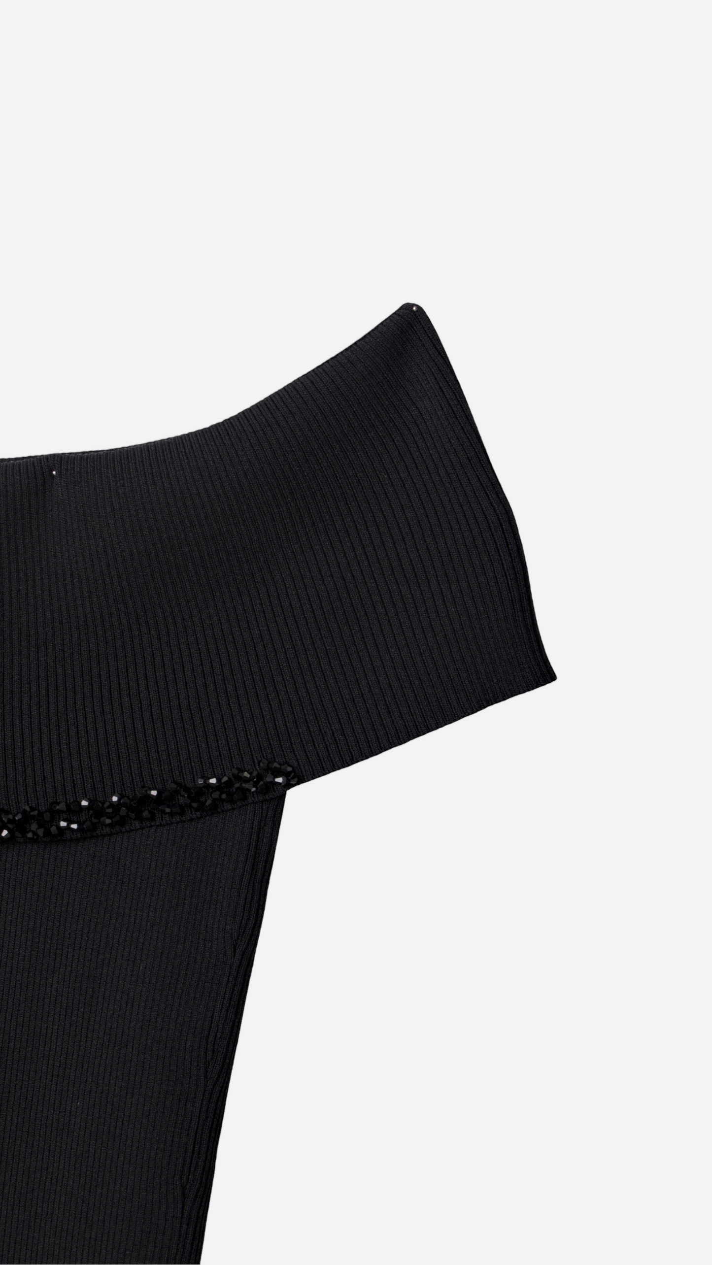 BARDOT TOP WITH JEWELRY