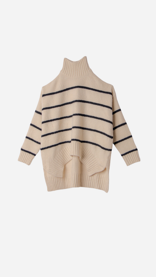 OVERSIZED STRIPED KNITTED JERSEY