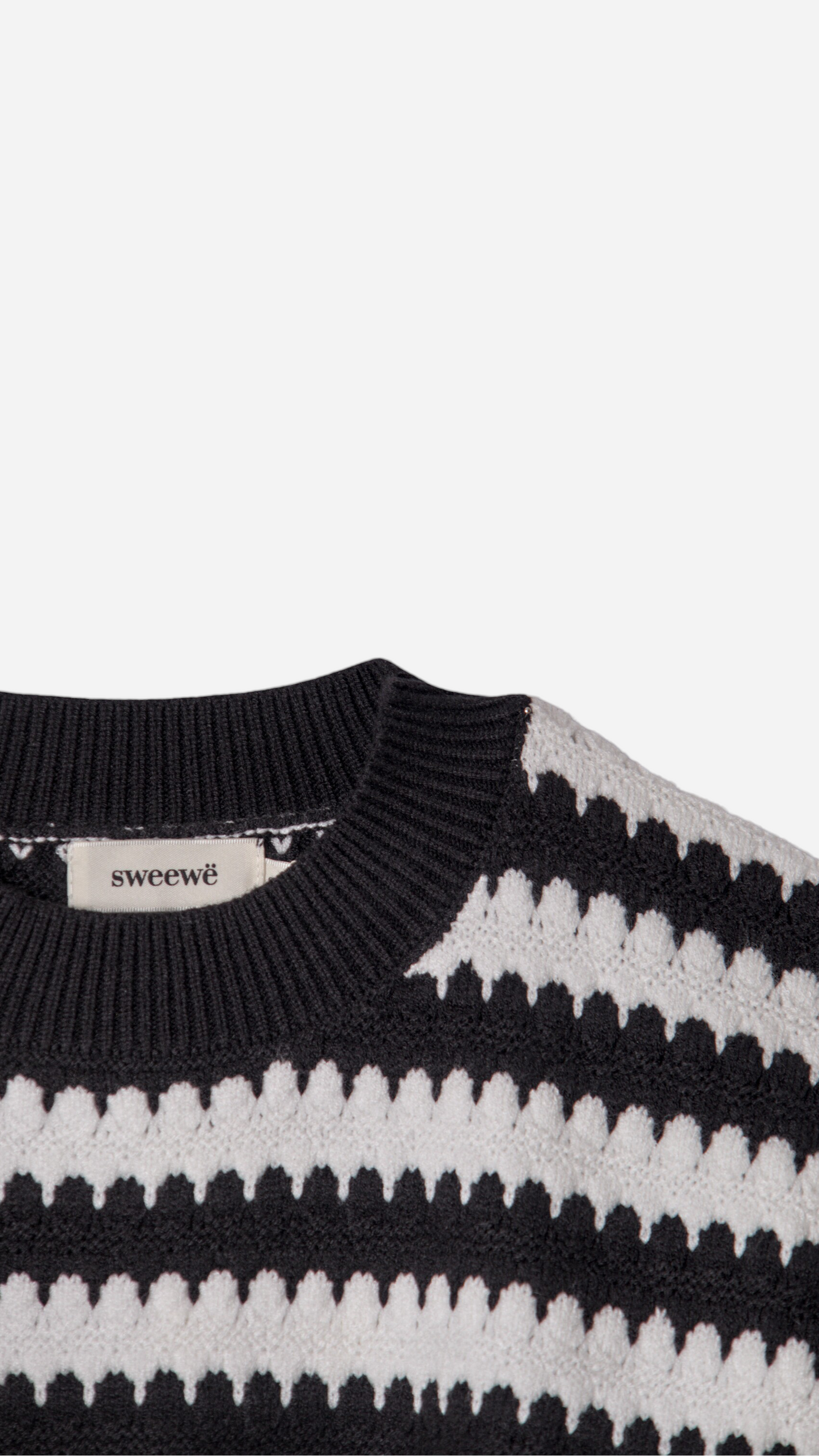 BASIC STRIPED KNITTED JERSEY