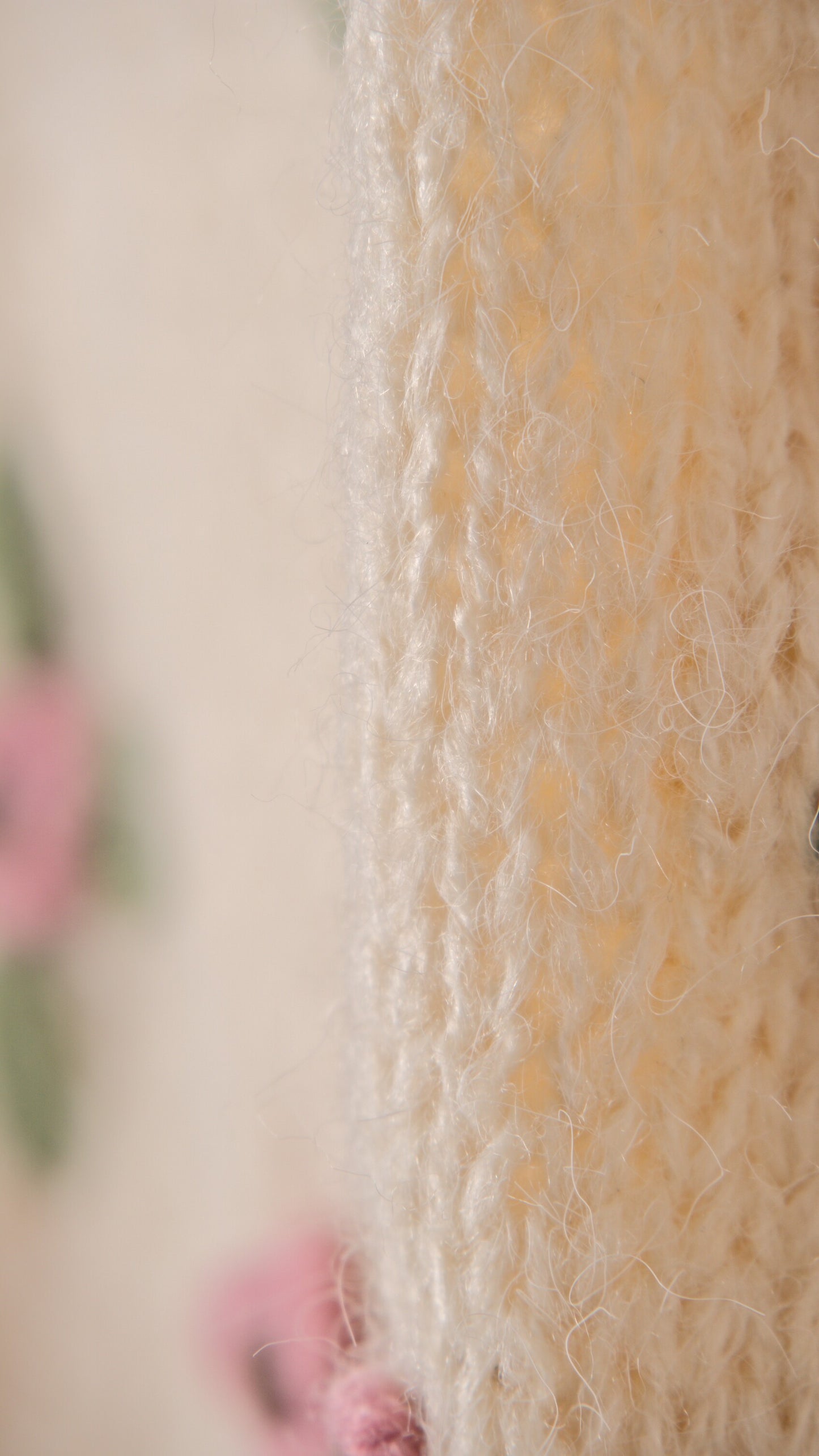 FLOWER EMBROIDERED KNITTED JERSEY