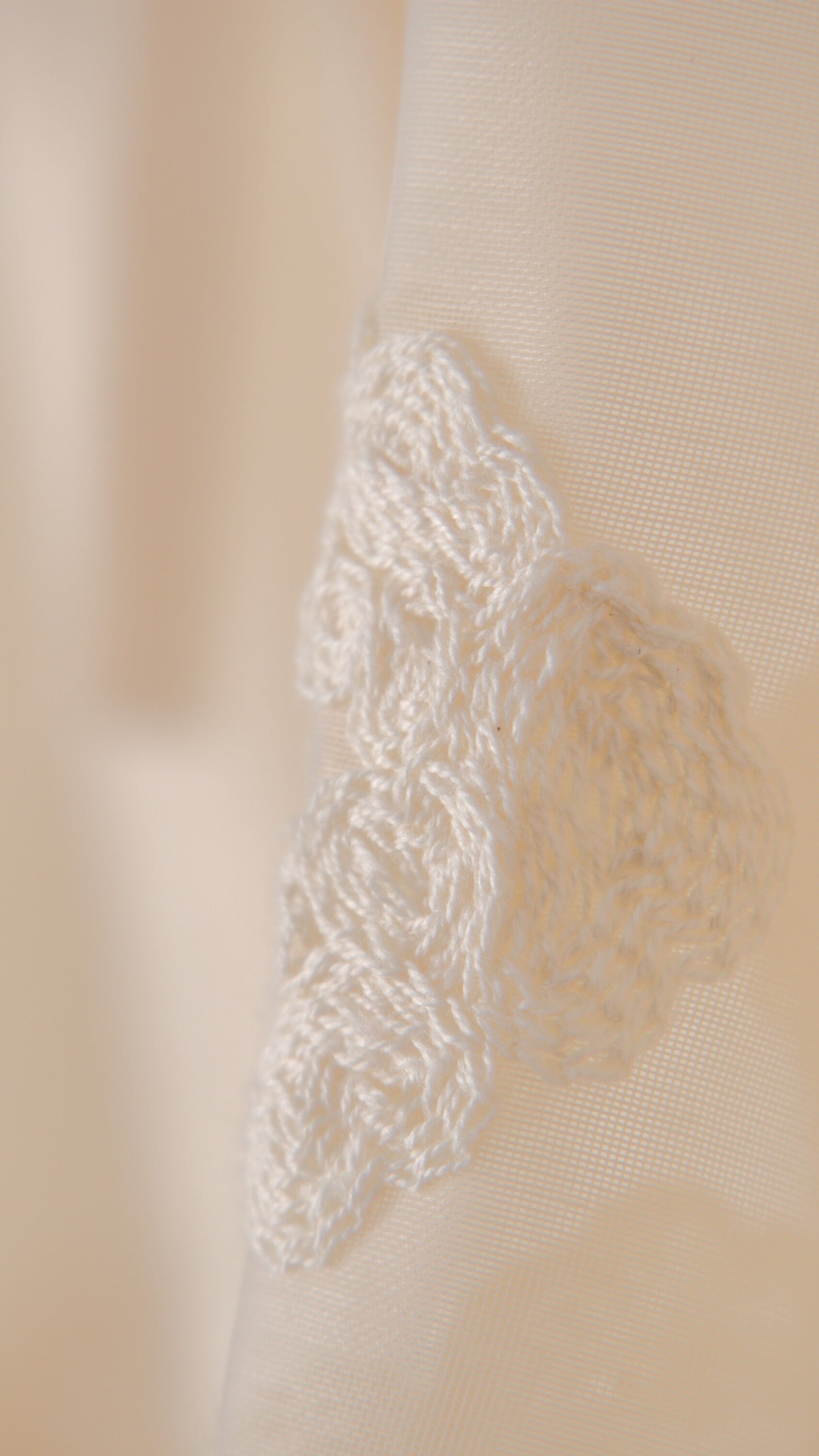 VICTORIAN EMBROIDERED FLOWER BLOUSE
