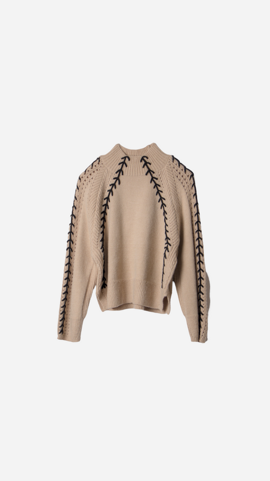 ARROW EMBROIDERED KNITTED JERSEY