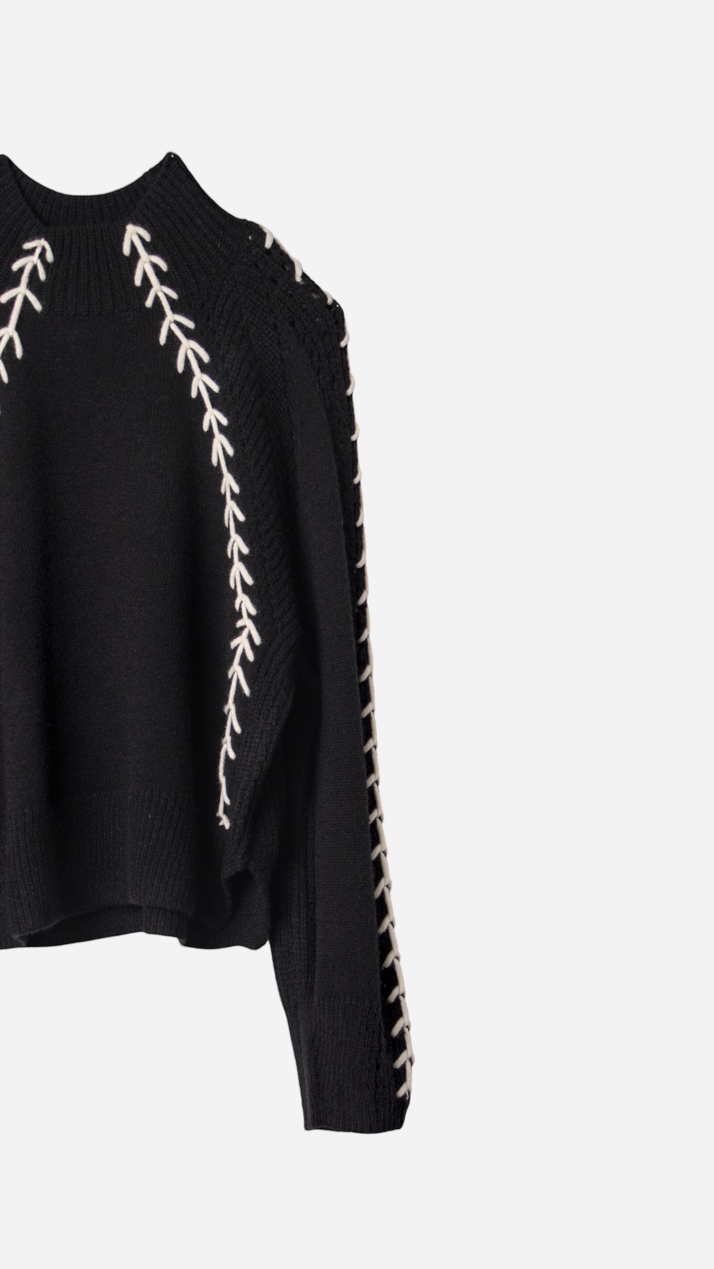 ARROW EMBROIDERED KNITTED JERSEY