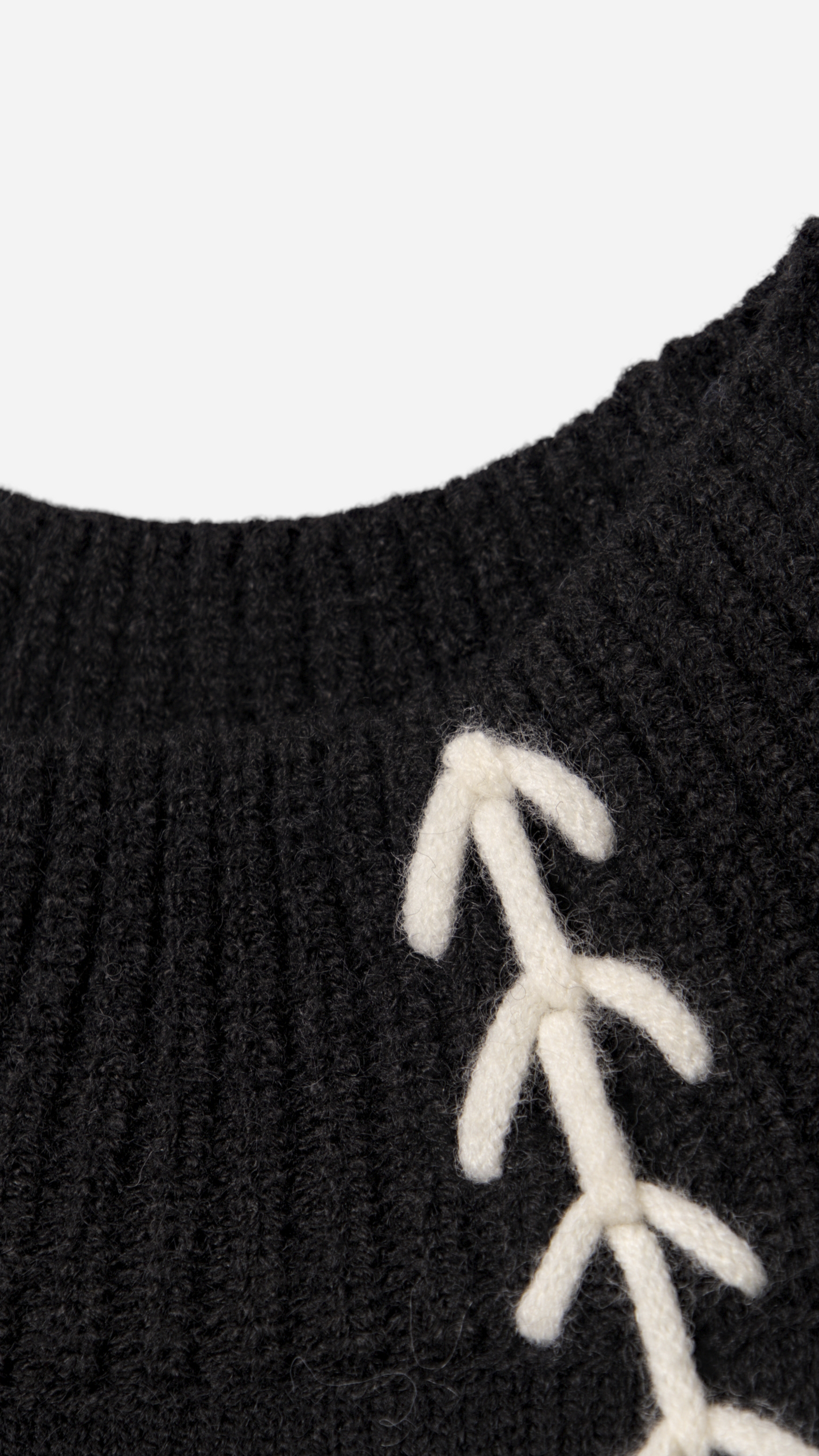 ARROW EMBROIDERED KNITTED JERSEY