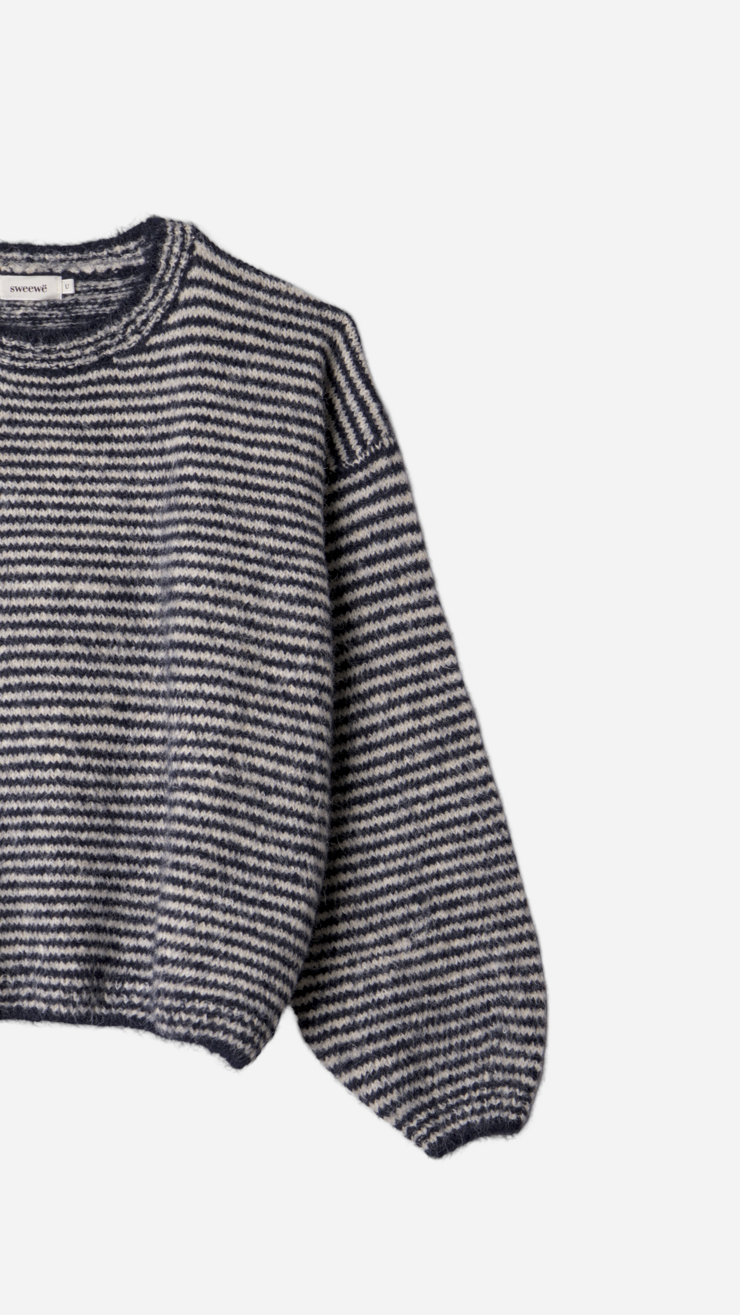SOFT RELAXED FIT STRIPED KNITTED JERSEY