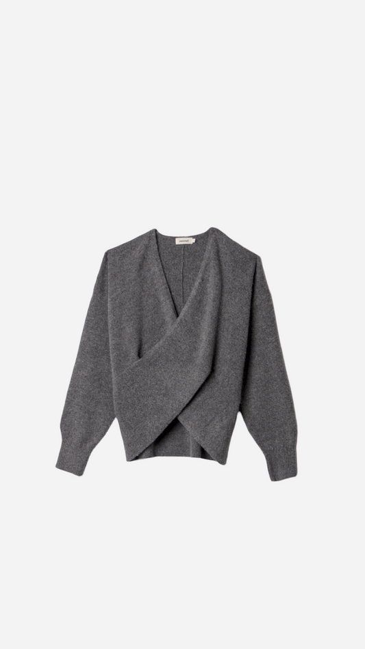 V-NECK CROSS KNIT SWEATER