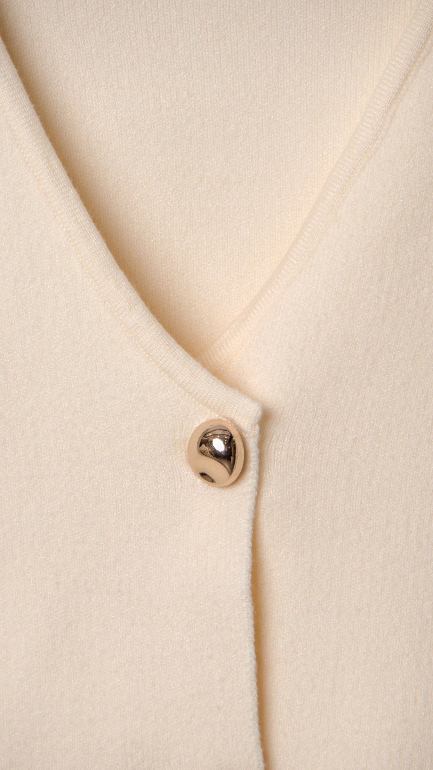 GOLDEN BUTTON KNIT CARDIGAN