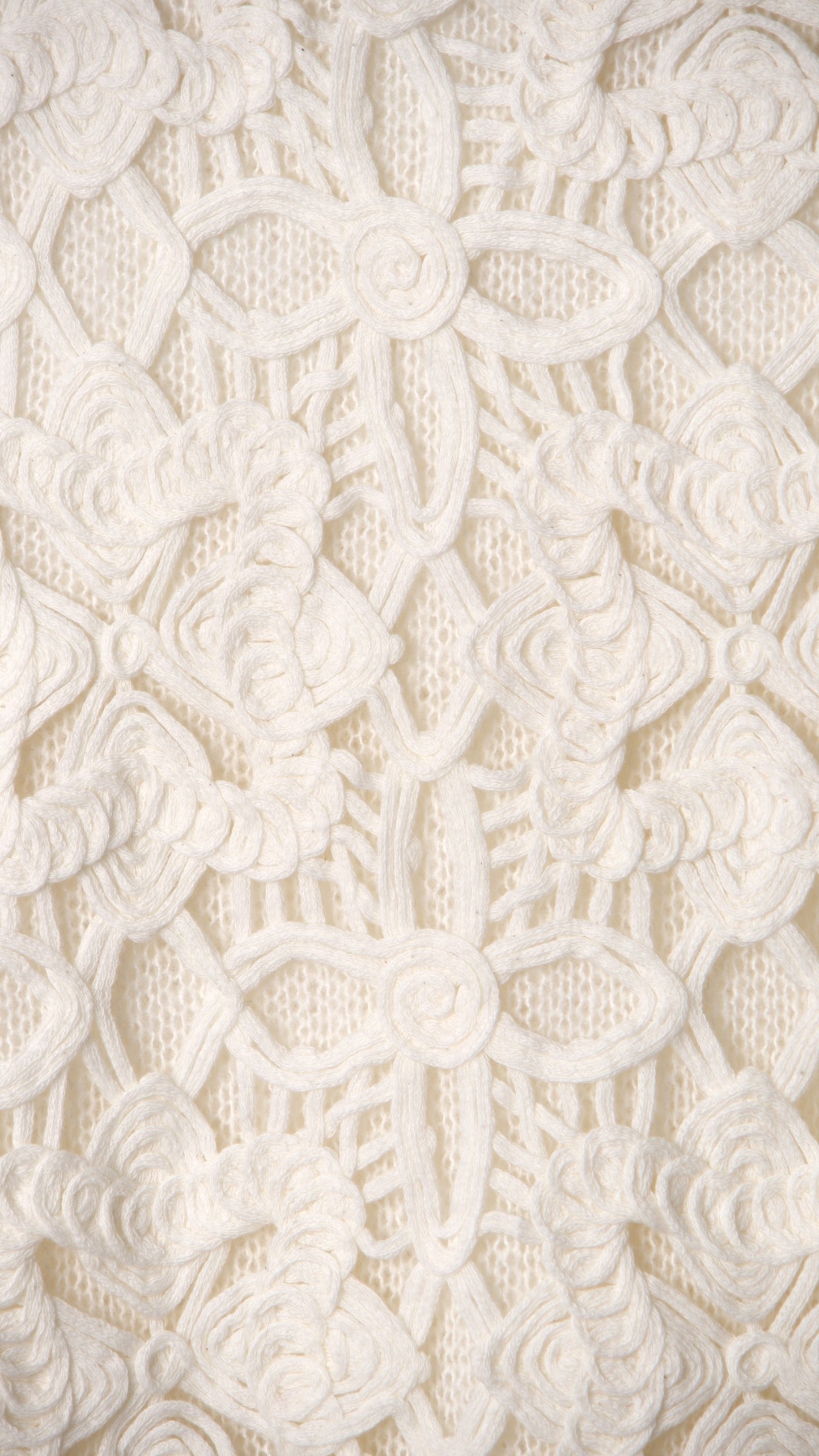 KNITTED VEST WITH EMBROIDERED FLOWER DETAIL