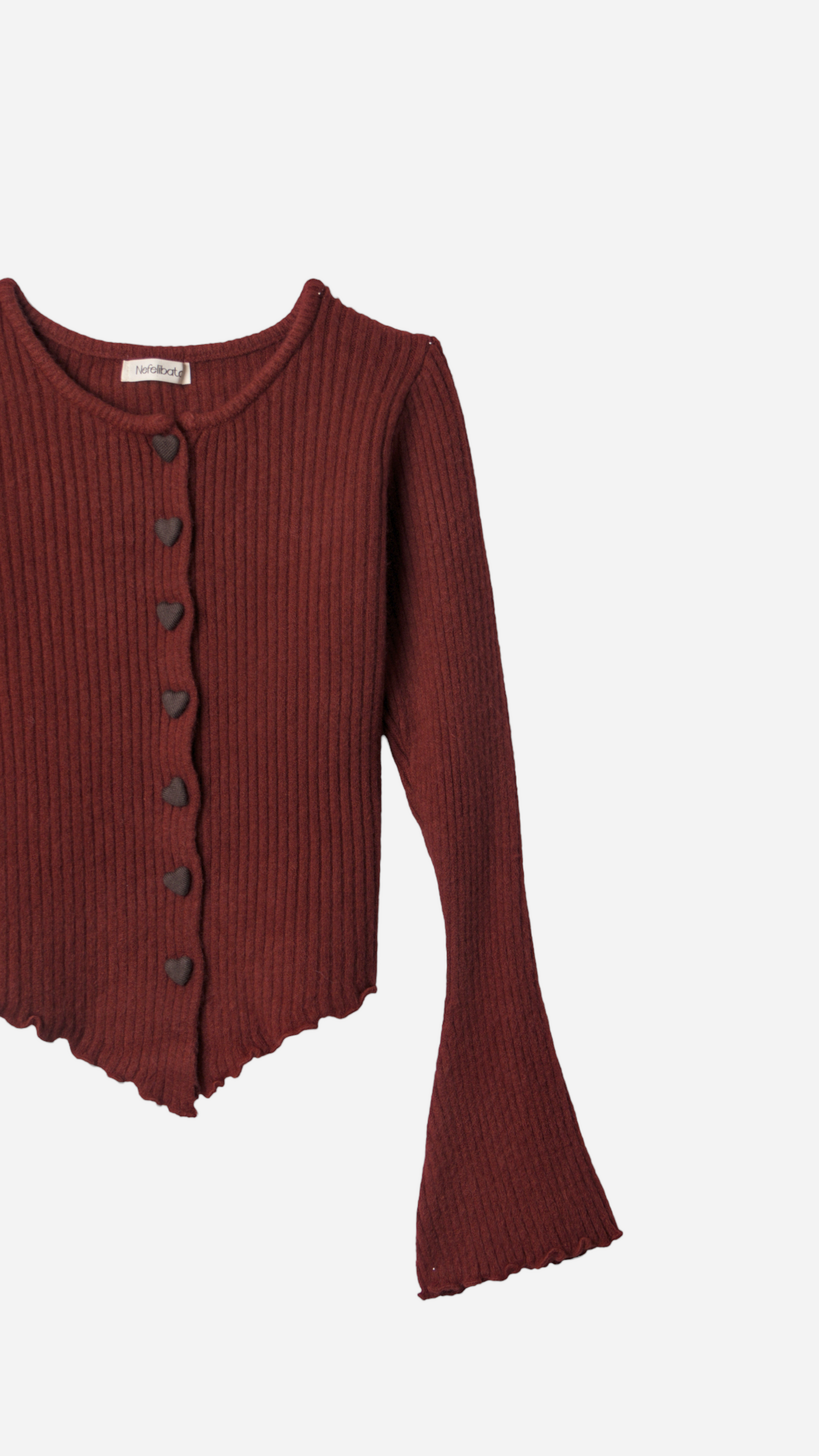 KNITTED T-SHIRT WITH HEART BUTTONS