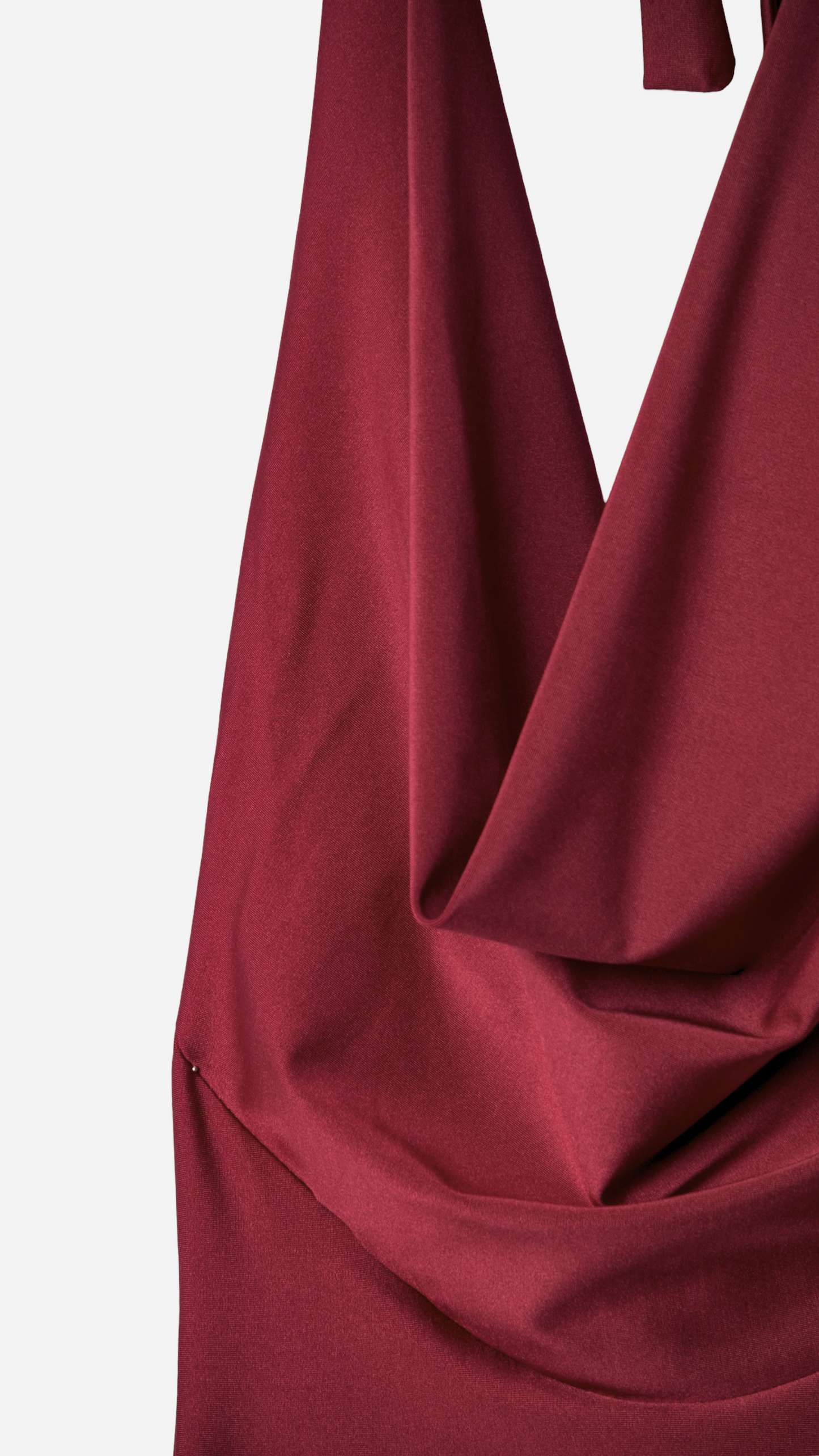 VESTIDO CORTO SATINADO ESCOTE DRAPEADO