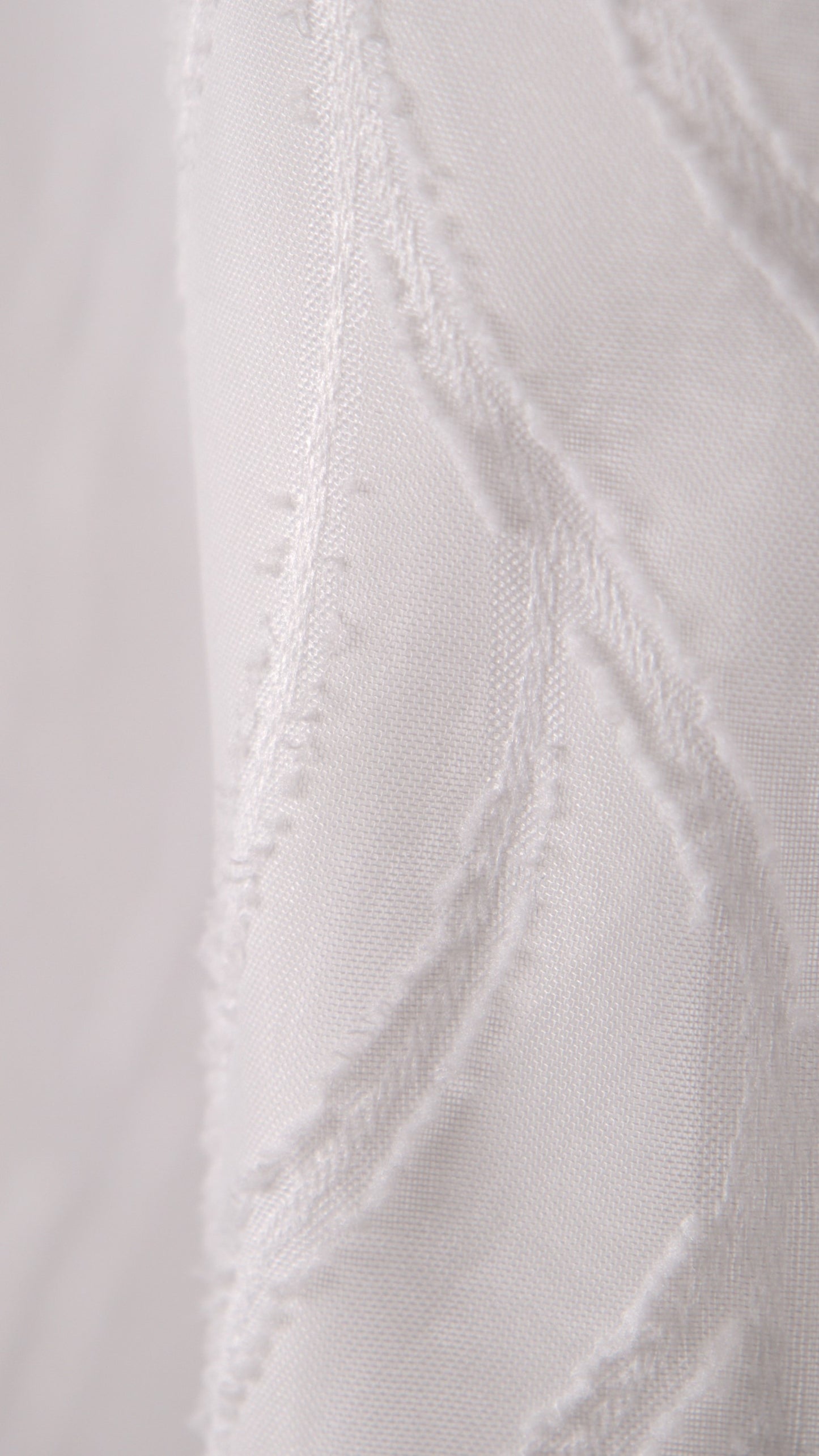 CAMISA SEMITRANSPARENTE BORDADO