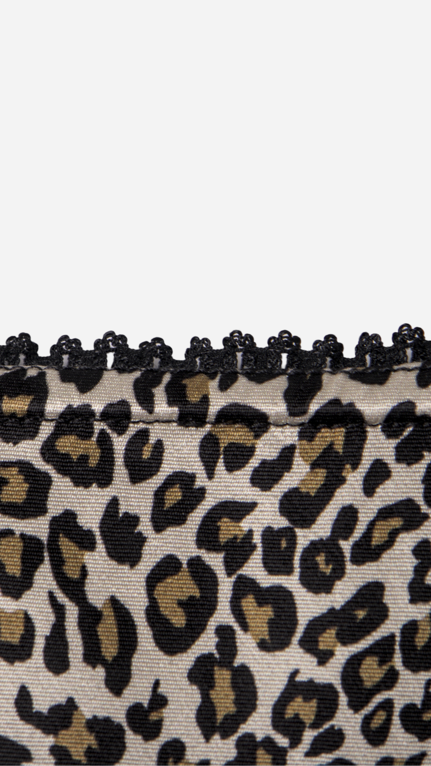 FALDA EFECTO SATINADA ANIMAL PRINT