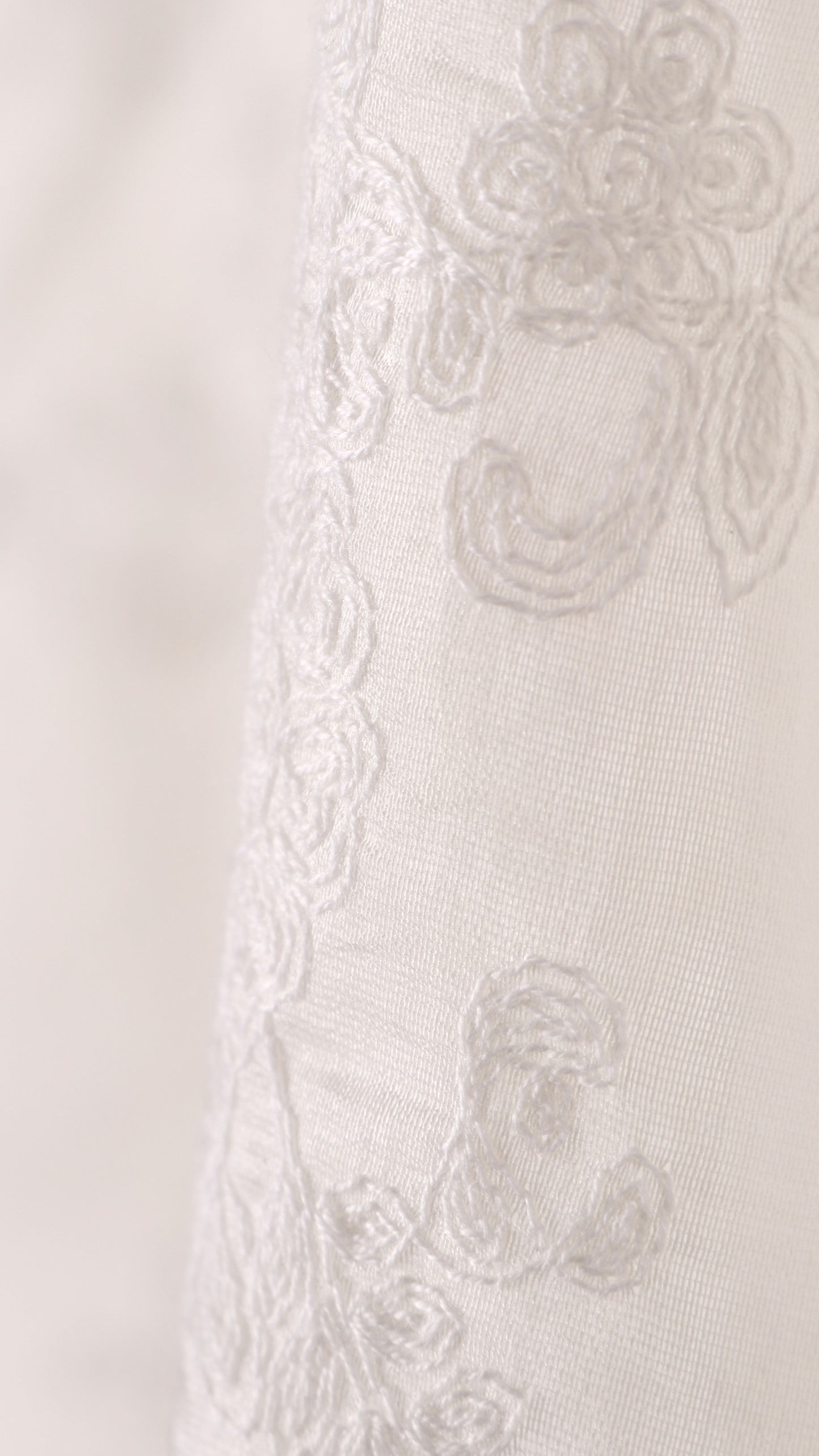 CAMISA SEMITRANSPARENTE BORDADO FLORES